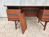 Biurko do domu teak.jpg