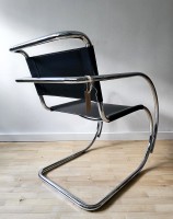 krzesła bauhaus retrochata.jpg